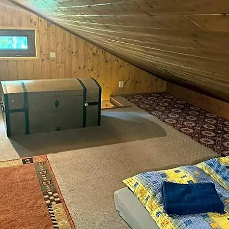 山林小屋 Srub Pod Tresnemi - Cherry Trees *