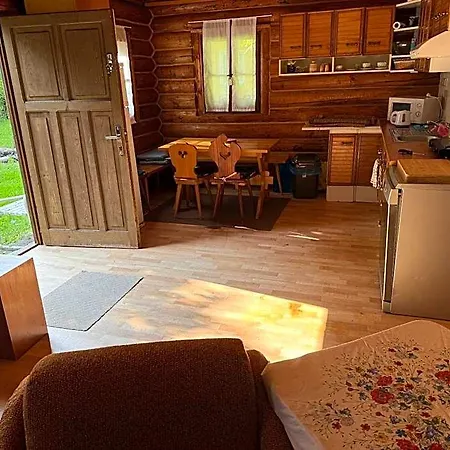 Srub Pod Tresnemi - Cherry Trees 山林小屋 弗尔赫拉比