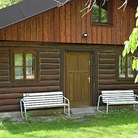 Srub Pod Tresnemi - Cherry Trees 山林小屋 弗尔赫拉比